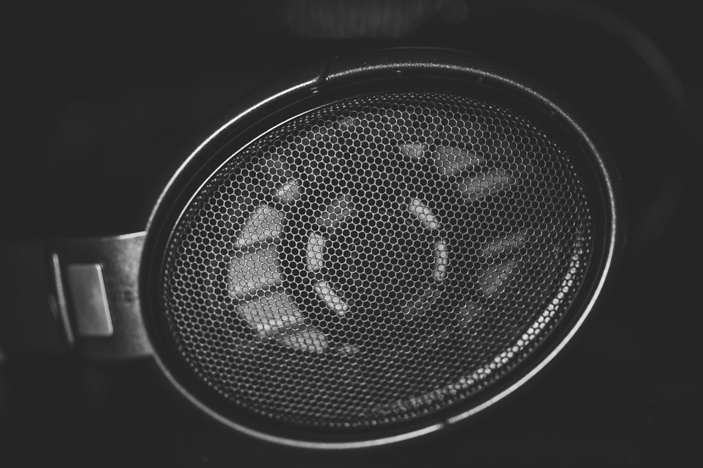 Sennheiser HD650 B/W